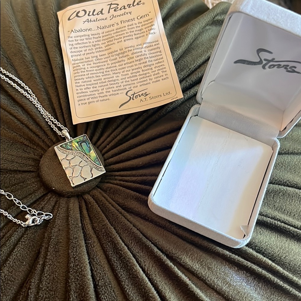 Storrs Abalone Pearl Pendant Necklace
